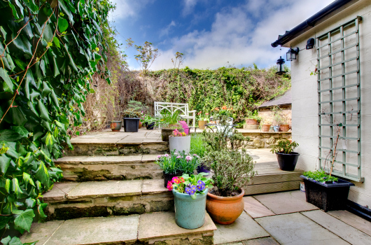 Garden Courtyard, Barbican View, Alnwick, Northumberland Garden Courtyard